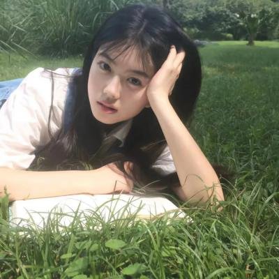 屋顶里的散步者